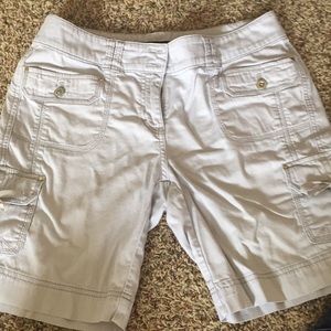 Light grey shorts.